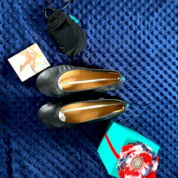 Tieks Black Leather Flats - Picture 3 of 3